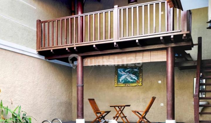 Villa Style House in Puri Chandra Asri Villa Style House in Puri Chandra Asri