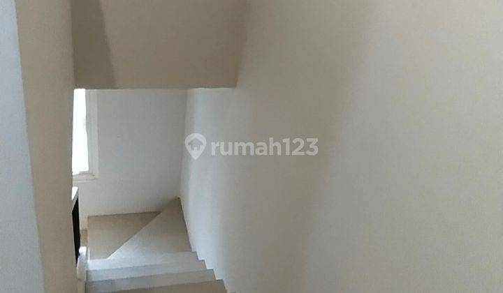 Savia Rumah Baru Standard Developer Hadap Tenggara 1.6M 2