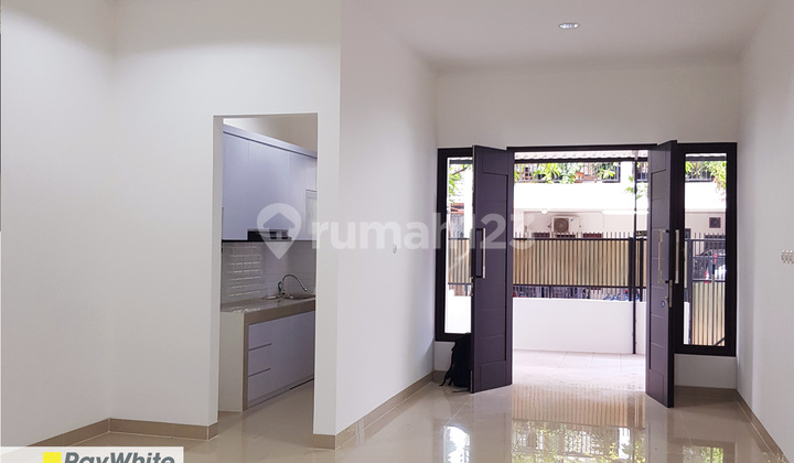 New Ready-to-Use House in Wijaya Kusuma Complex New Ready-to-Use House in Wijaya Kusuma Complex