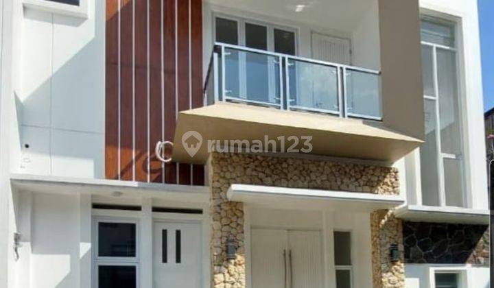 Rumah asri nan elegan akses dekat pintu tol andara dan cilandak 2