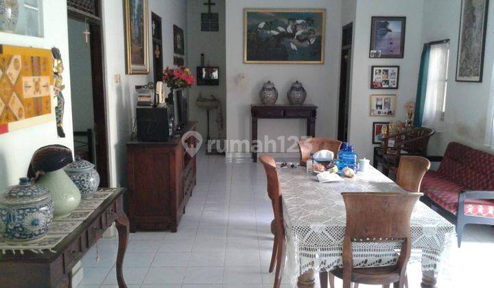 Rumah di Jl.Gunung Mas Padang Sambian Kelod full furnished dijual cepat 2