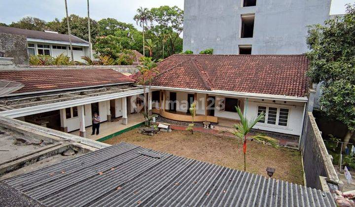 Rumah Belanda Sangat Terawat Dan Bagus di Sayap Dago, Bandung 2