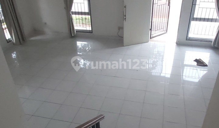 Rumah Sewa Besar Kota Wisata Rumah Sewa Besar Kota Wisata