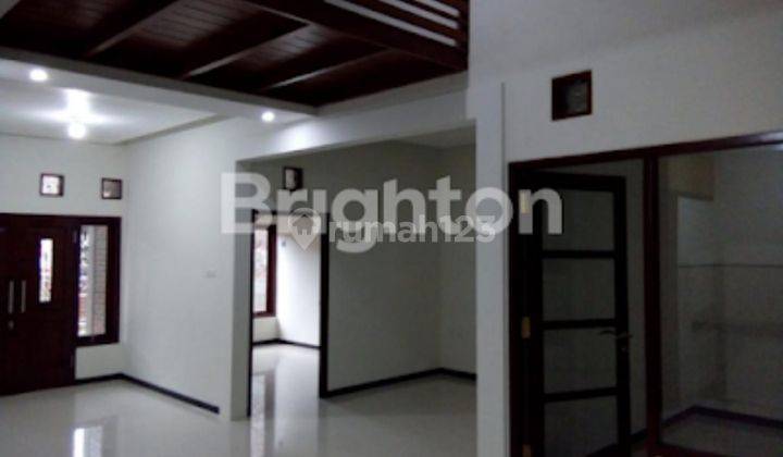 Dijual rumah bagus dekat exit tol malang 2