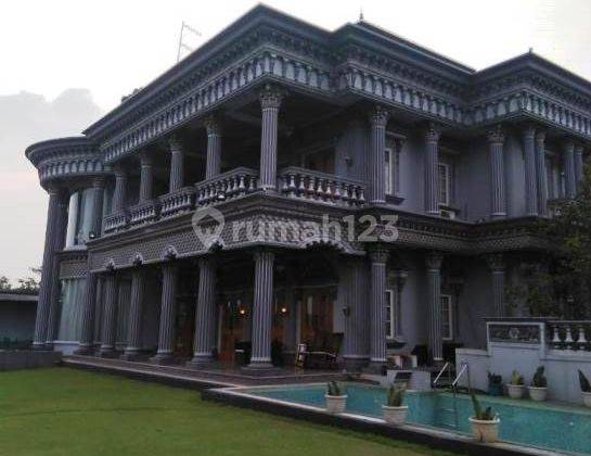 Rumah Mewah Bagai Istana di Perumahan Elite Citra Gran Cibubur 1