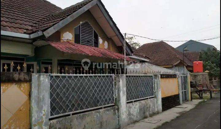 Di Jual Rumah Hitung Tanah di Pulo Gebang Jakarta Timur 1