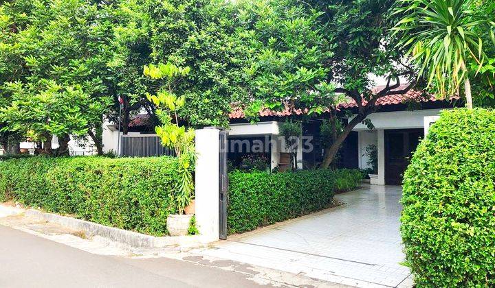 Dijual Rumah Mewah Di Jalan Tulodong Jakarta Selatan 1