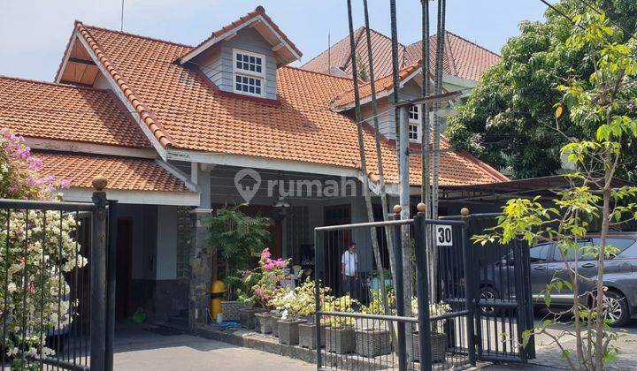 RUMAH USAHA 2 LANTAI RAYA GAYUNGSARI BARAT 1