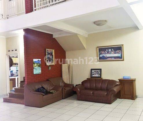 Turun harga rumah rasa villa investasi bagus daerah wisata Lembang 1