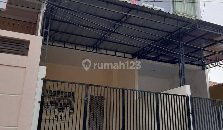 Rumah Bojong Indah 4x15 3 Lantai, Semi Furnish, SHM, 1.4M Nego 1