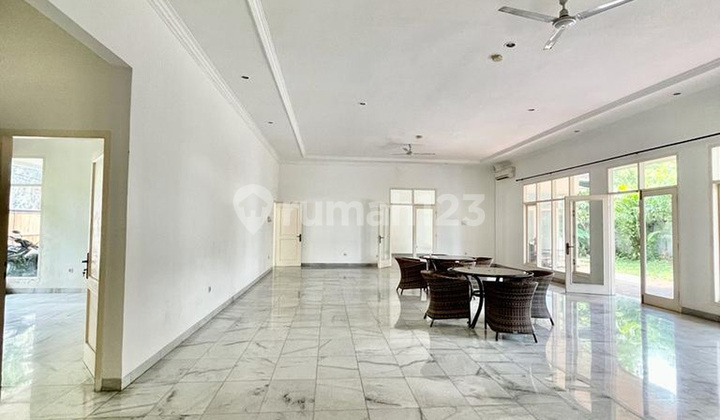 RUMAH LUAS dgn S.POOL at Jl KEMANG DALAM, JAKSEL 1