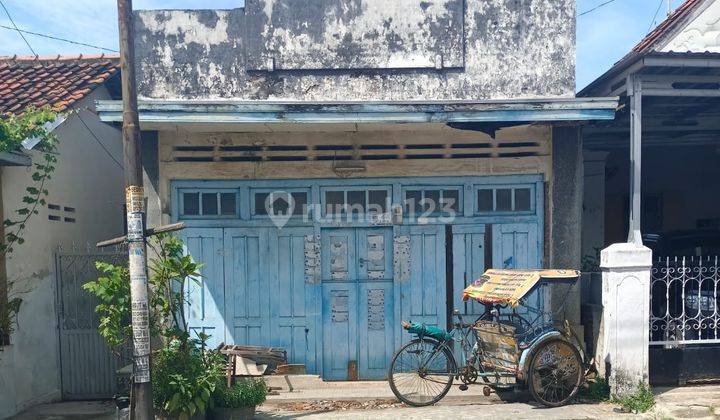 Rumah Pusat Kota Dekat Pasar Pagi 1