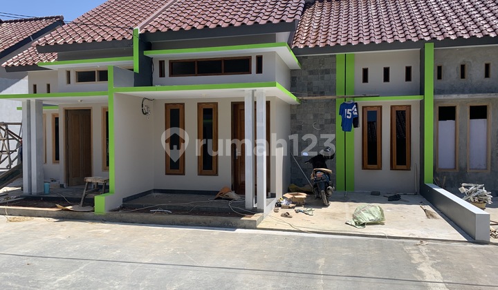 Rumah Mewah Siap Huni Dan Harga Murah  SHM - Sertifikat Hak Milik