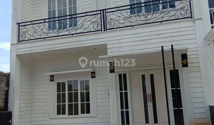 Rumah 2 Tingkat Harga Miring Siap Huni 1