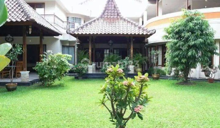 Rumah Rasa Villa di jalan Maleo Sektor 9 Bintaro Cocok Untuk Usaha 2