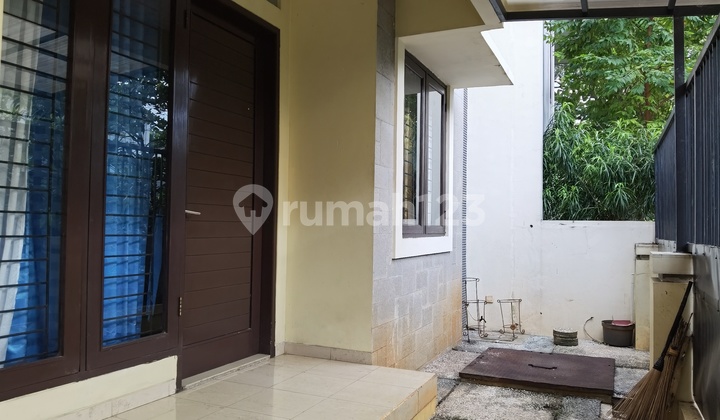 Functional House Ready to Occupy Sector 6 Bintaro Jaya