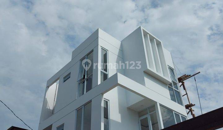 Rumah Tiga Lantai Brand New Pesanggrahan Jakarta Selatan 1