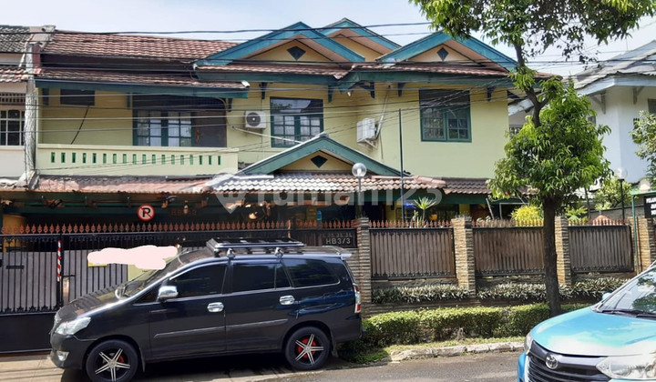 Nice House in Kasuari Bintaro Jaya Sector 9