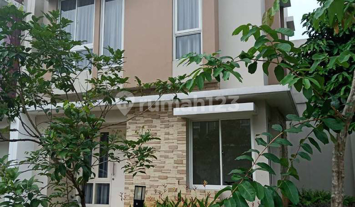 House for sale ready to occupy cluster Thomson, Gading Serpong.
