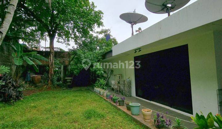 RUMAH CANTIK dgn TAMAN at Jl KEMANG DALAM, JAKSEL 2