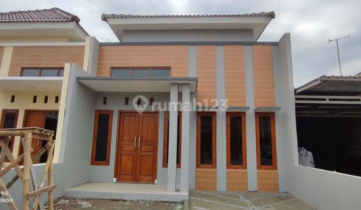 Rumah cluster cantik Gentan Sukoharjo Harga  Ekonomis Dekat Luwes 1