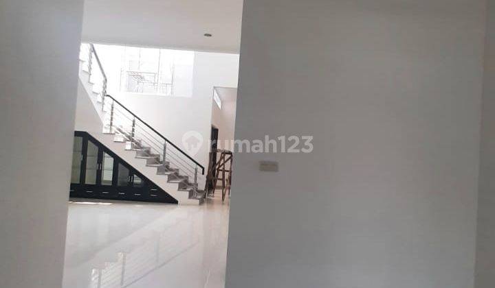 Jual Cepat Rumah Asri Lingkungan Elit Singgasana Pradana Bandung 1