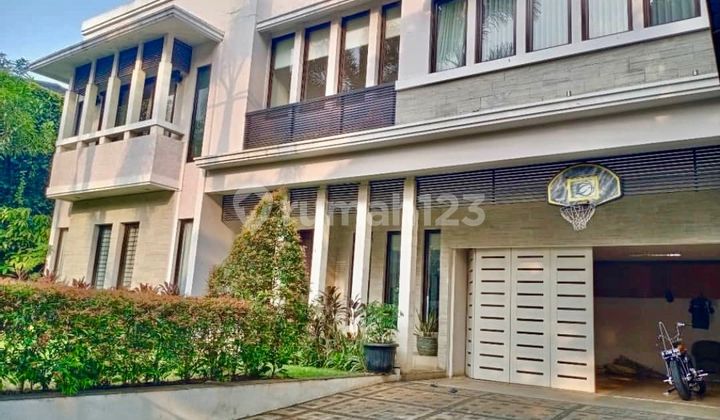 Minimalist House With Garden And Private Pool In Kemang Ajh04030