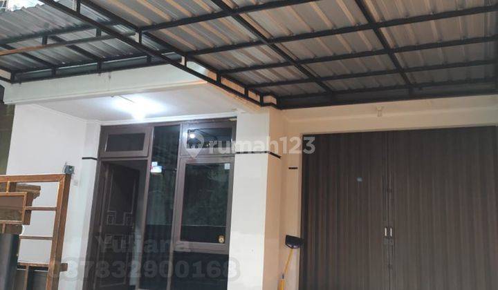 DIJUAL Rumah Bagus tingkat 1.5 lantai siap pakai di Perumahan Graha Padma, Semarang 2