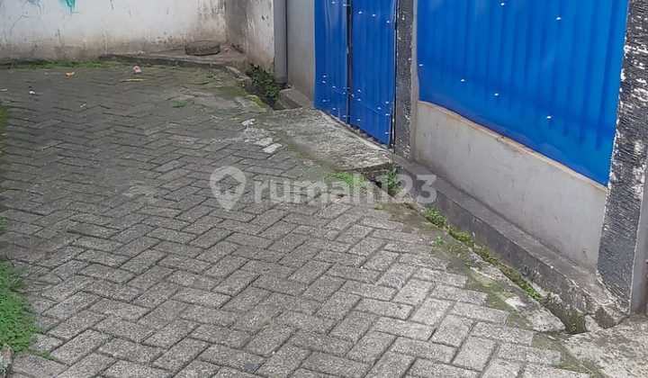 House for Rent, Strategic Access