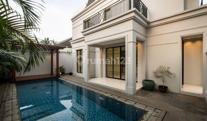 Rumah mewah baru murah 279 m² turun dari Rp 9,7 M jadi Rp 8,7 M kluster elit kolam renang kemang 2