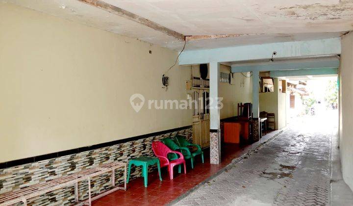 Rumah Tua Terawat Beserta Kontrakan & Sekolah Ditawarkan untuk Pemilik Baru 2