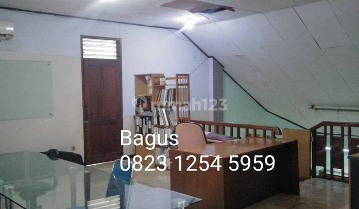 Rumah asri lokasi strategis di kebayoran baru 2