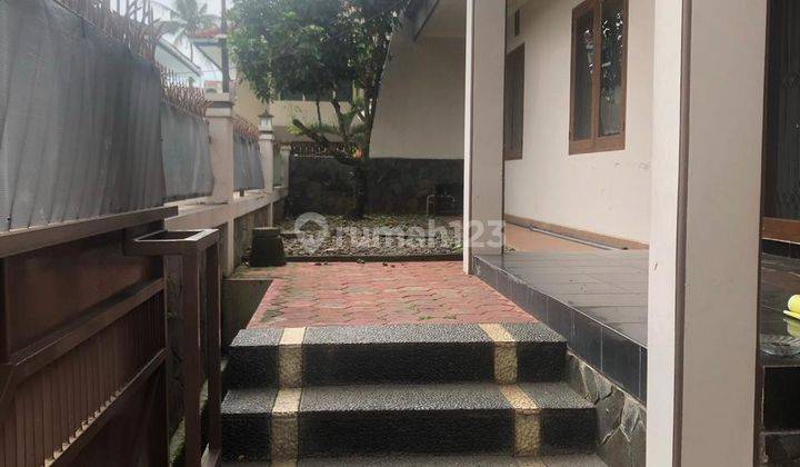 Rumah Bagus 2 Lantai di komplek perum Ungaran 2