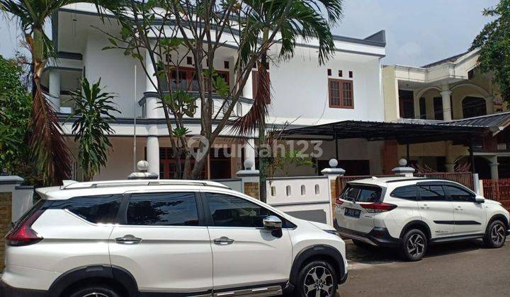 Rumah Mewah Hoek Harga Bawah Pasar Nego di Bintaro Jaksel 1