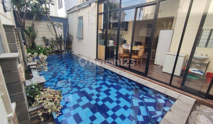 Rumah Townhouse di Pejaten Barat dekat ke kemang with Private swimming pool 1