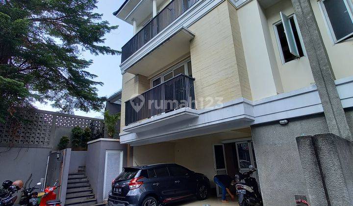 Pejaten Townhouse kondisi seperti rumah Baru 2