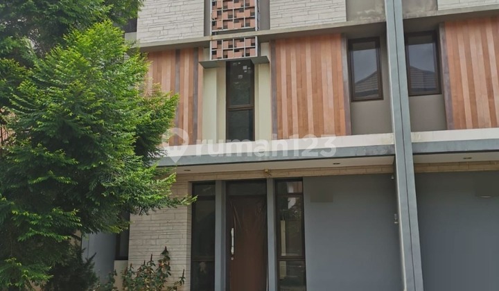 Selling at a loss, boarding house near ICE BSD City Regenttown 2