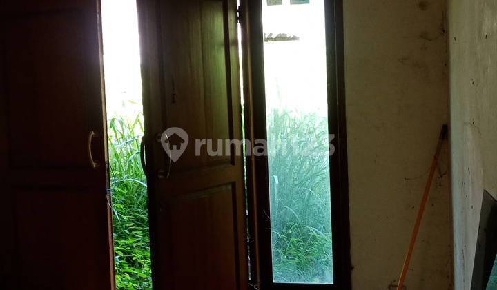 Jual murah rumah hitung tanah saja 1