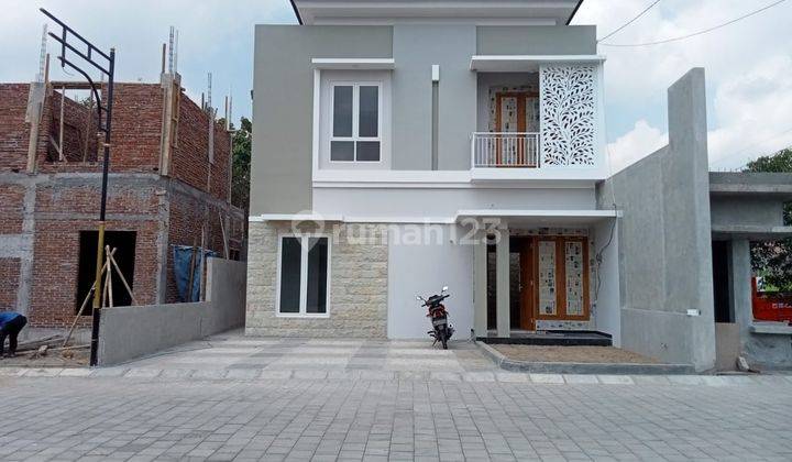 Rumah BARU MEWAH CANTIK 2 LANTAI Dalam Perumahan di Sidoarum Godean Sleman

 1