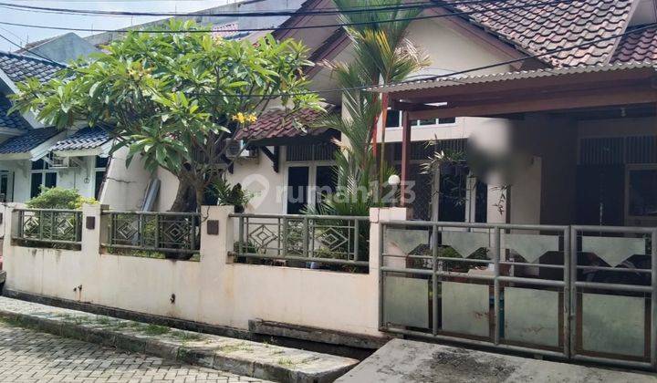 Dijual rumah 1 lantai di villa melati mas 1