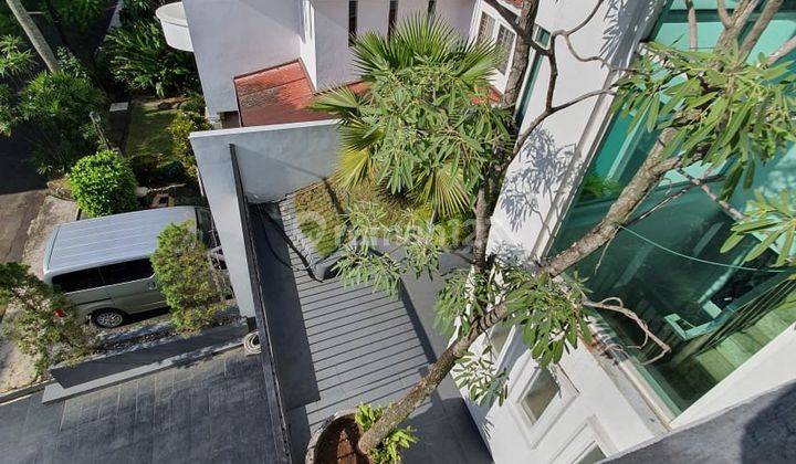 Rumah Minimalist Posisi Pojok Di Sektor 8 Bintaro Jaya 2