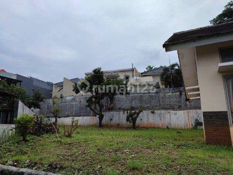 Dijual Rumah Tanah Luas Di Jalan Violet Cluster Graha Taman Pelangi Bsb City 2