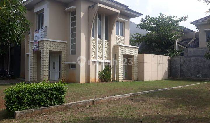 Dijual rumah Cantik di grand wisata 1