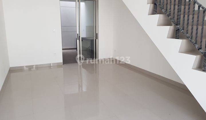 Rumah baru di PIK 2 cluster Scarlet 2