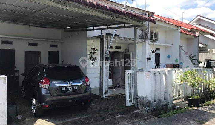 Rumah minimalis di perumahan griya lancang kuning  1