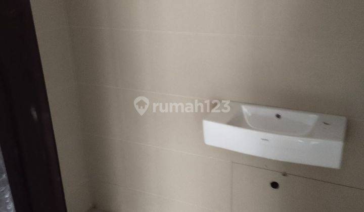 Rumah 2 Lantai Unfurnished di Nashville 3 Pik 2, Jakarta Utara 2