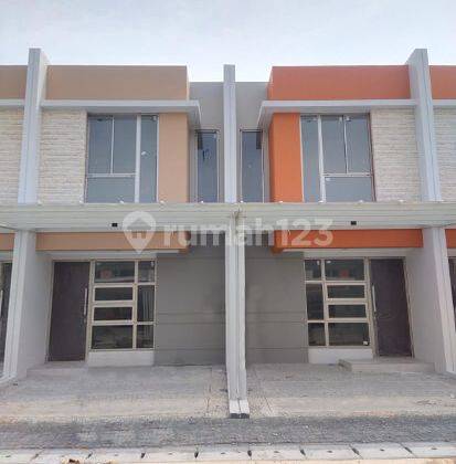 Rumah 2 Lantai Unfurnished di Nashville 3 Pik 2, Jakarta Utara 1