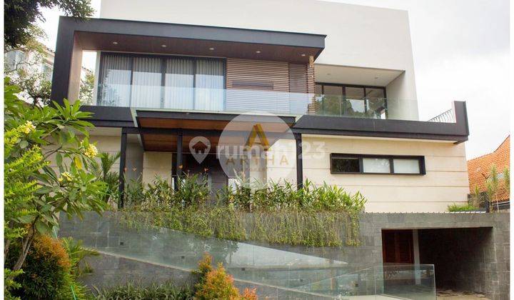 Rumah Mewah Full Furnished Di Resort Dago Pakar Bandung 1