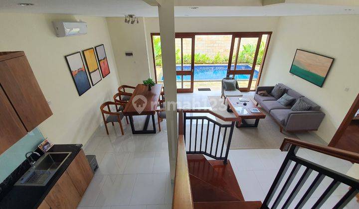 Vila modern dengan view sawah dan gunung di Ubud 2