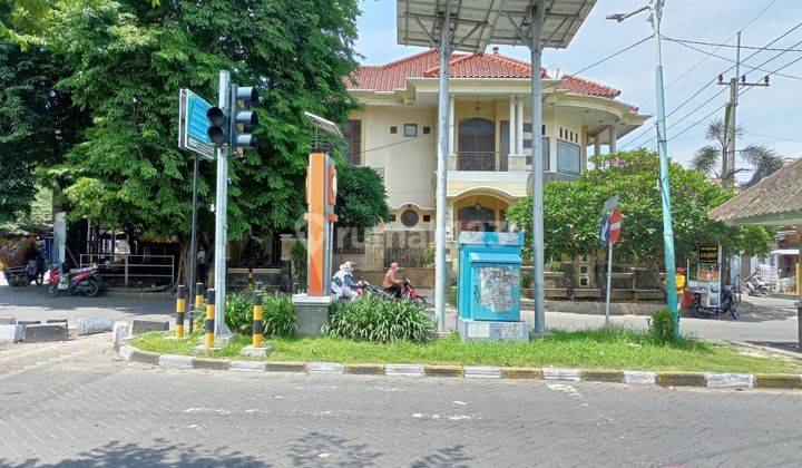 Rumah Bagus 2 Lantai 6 Kamar Kota Gresik Jawa Timur 1